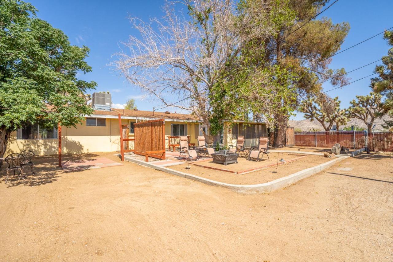 *New*King Beds*Bbq Grill*Fire-Pit*Hammock*Workplace Yucca Valley Exterior photo