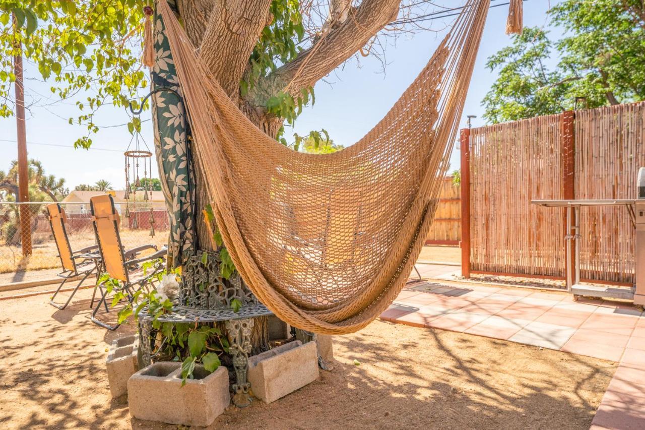 *New*King Beds*Bbq Grill*Fire-Pit*Hammock*Workplace Yucca Valley Exterior photo